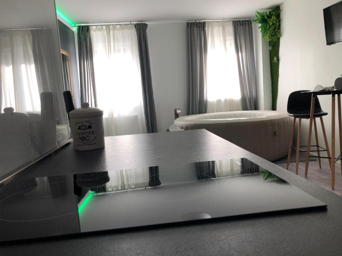 Apartment Zagreb Jacuzzi Extérieur photo