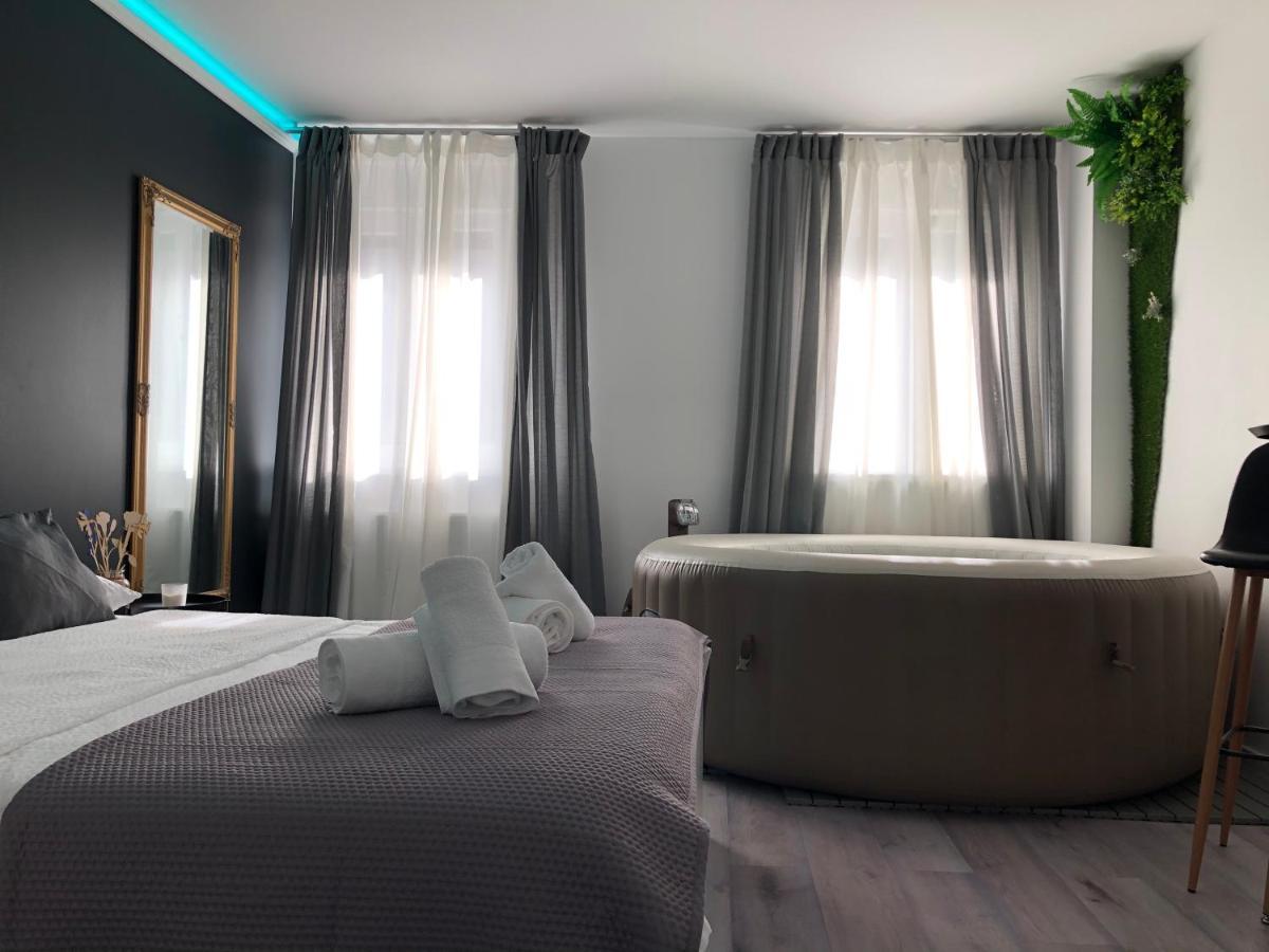 Apartment Zagreb Jacuzzi Extérieur photo