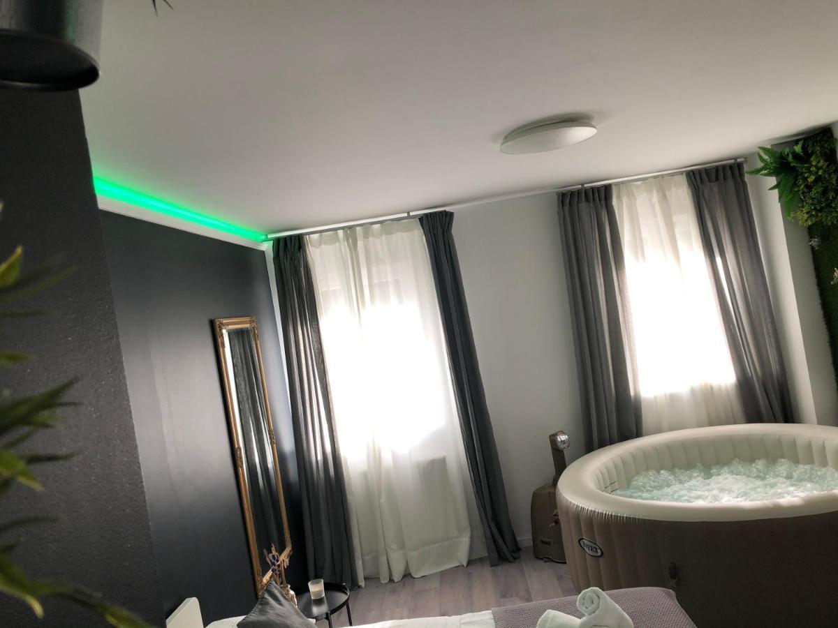 Apartment Zagreb Jacuzzi Extérieur photo