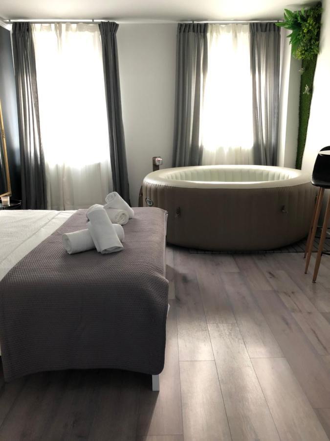 Apartment Zagreb Jacuzzi Extérieur photo